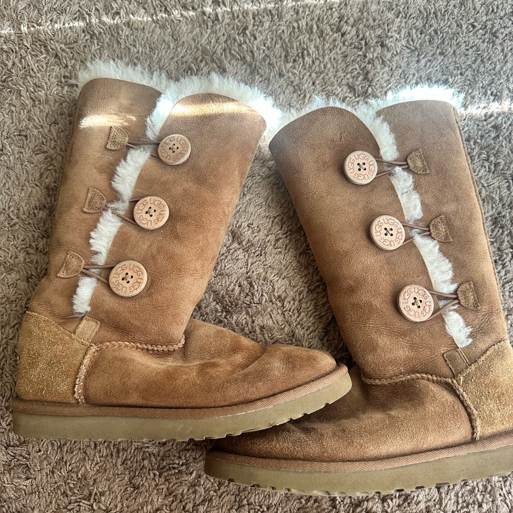 UGG Tan Boots with Button and Fur Trim